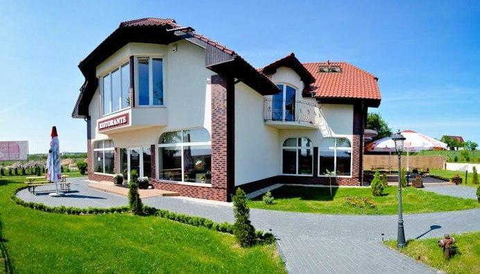 Rezydencja Lux Рева Екстериор снимка