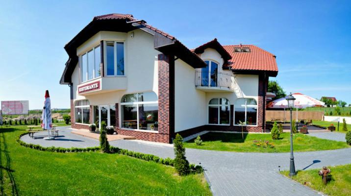 Rezydencja Lux Рева Екстериор снимка